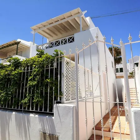 Appartement Holiday Flat Puerto Del Carmen - Ace021016-aya *
